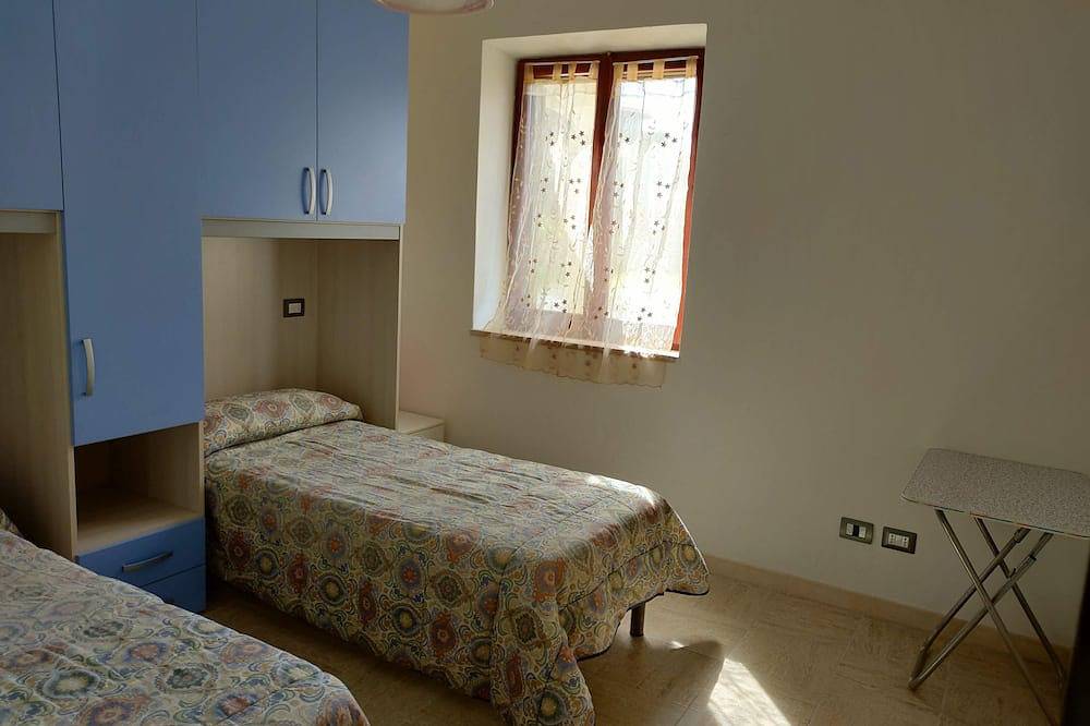 Casa de vacaciones a 500 metros del mar ideal para sus vacaciones! in Budoni, Olbia-Tempio