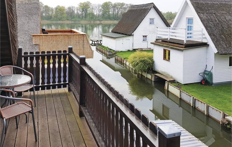 Modern Apartment with Terrace, Parking, and Beach View in Teterow, Mecklenburg Lakes