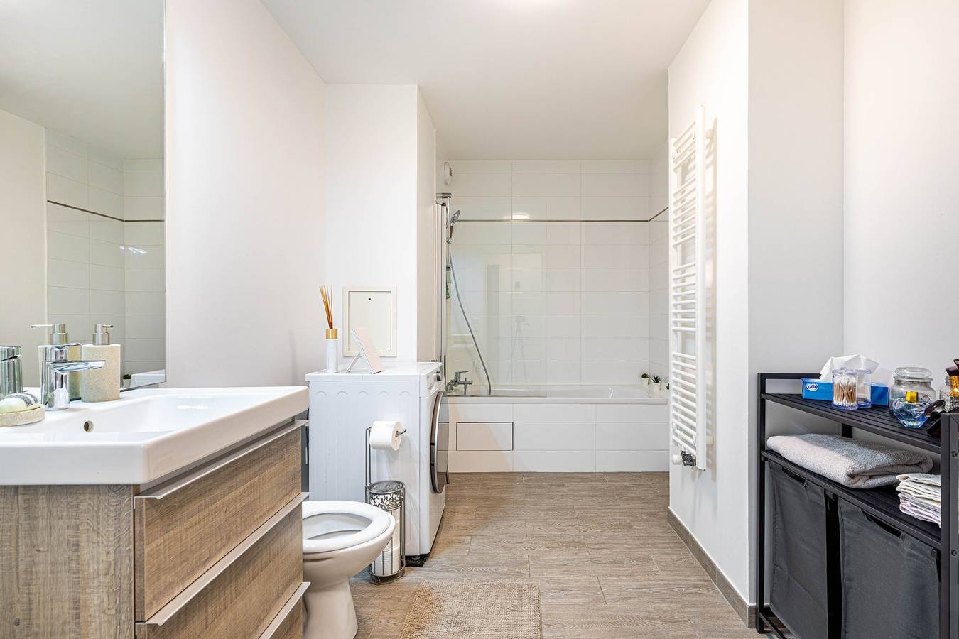 Apartamento entero, Guestready - Escapada luminosa cerca de la Défense in Nanterre, Altos del Sena