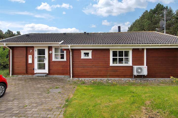Ferieudlejning for 6 personer, med terrasse i Præstø