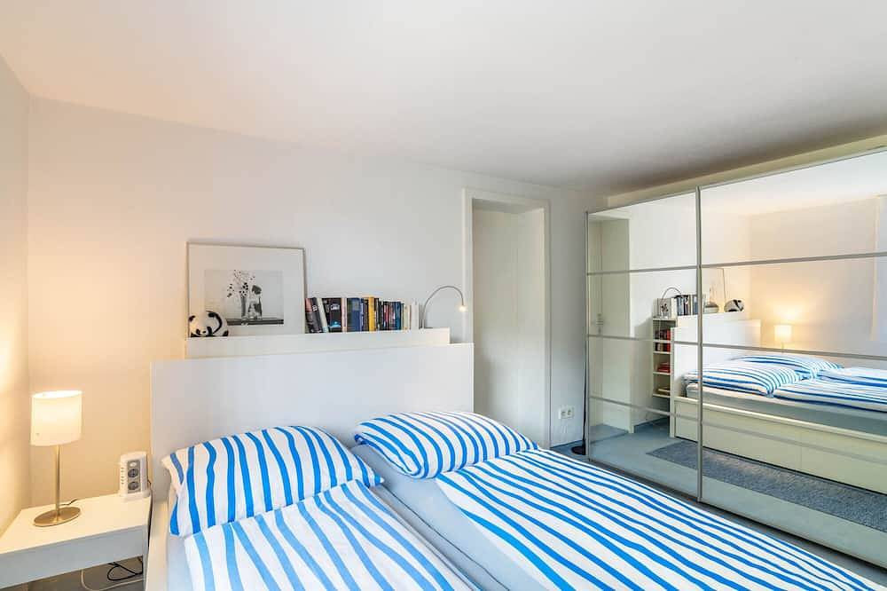 Ganze Wohnung, Ferienwohnung, 80qm, 1 Schlafzimmer, 1 Wohn-/Schlafzimmer, max. 3 Personen in Bad Liebenzell, Nordschwarzwald