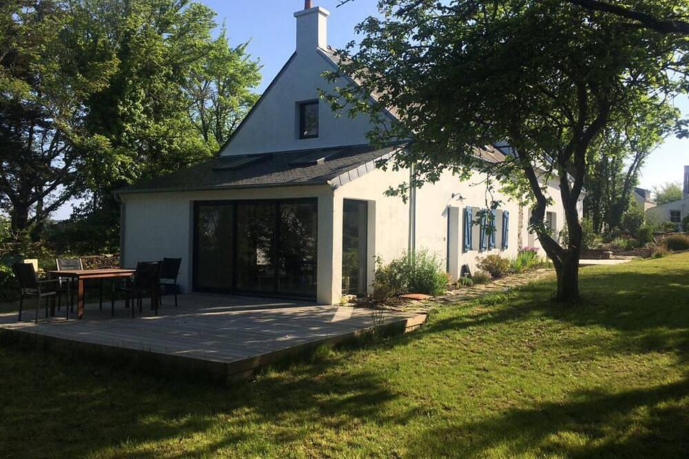 Maison contemporaine au calme près de la plage, Wifi inclus in Locmaria, Côte des Mégalithes