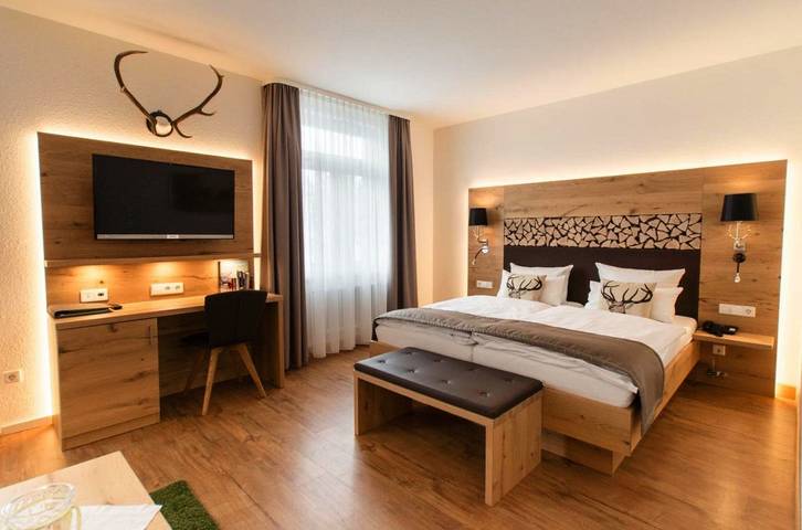 Hôtel pour 4 personnes, avec jardin et piscine ainsi que vue et sauna, animaux acceptés