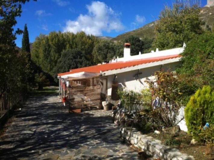 Apartamento para 6 personas, con Jardín y Vistas en Huétor Santillán