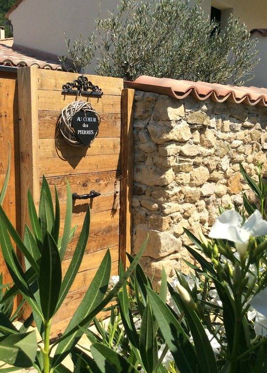 Les Patios Secrets – Gîte "Au Cœur des Pierres" in Mollans-sur-Ouvèze, Région de nyons