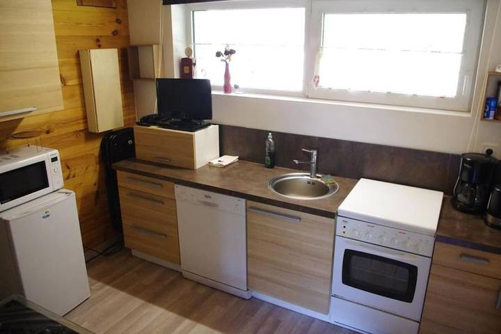 Gîte pour 2 personnes, avec piscine et jardin à Cluses - 2