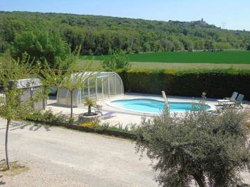 Gîte pour 5 personnes, avec jardin ainsi que piscine et vue à La Garde-Adhémar