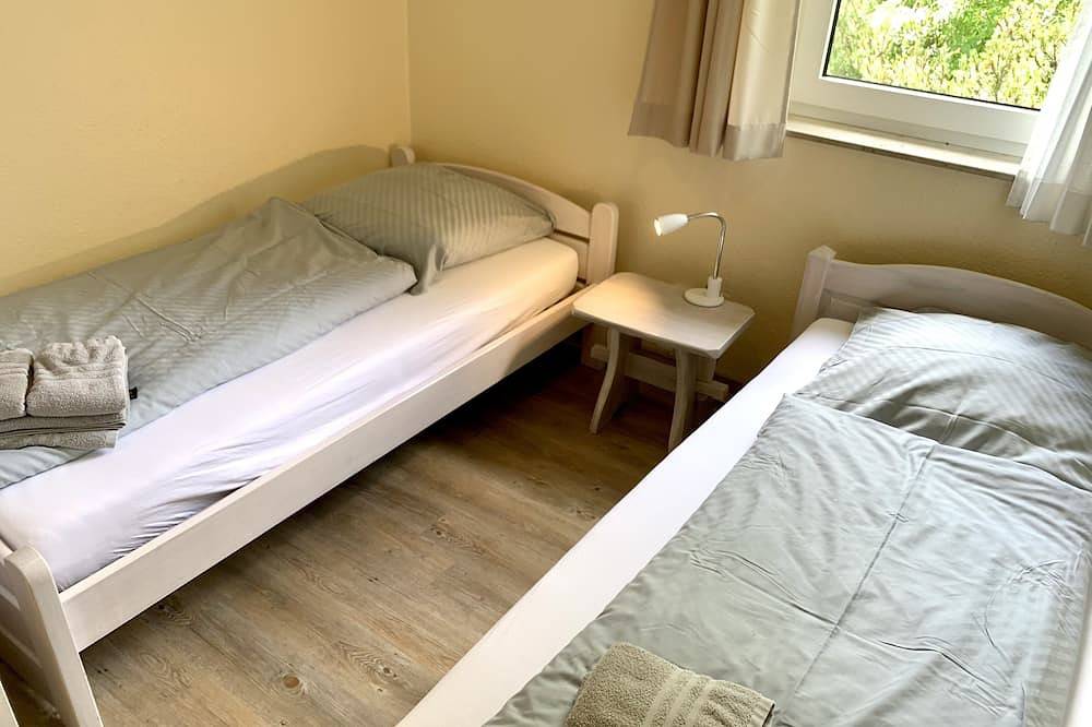 Ganze Wohnung, Reet-Ferienhaus Nordsee-Oase Wohnung 2 in Böhl (St. Peter-Ording), St. Peter-Ording