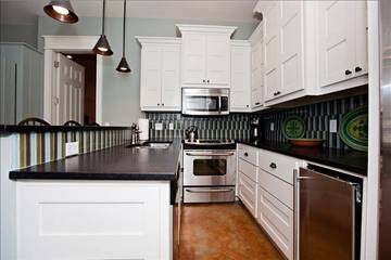 Vacation House for 28 Guests in Inlet Beach, Emerald Coast, Picture 1