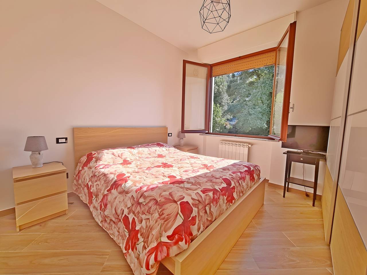 Geheel appartement, 5 Terre-Lerici-Apartment Angioletta, Comfortabel, Privé Parkeren, Balkon & Wi-Fi in Lerici, Lerici Gemeente