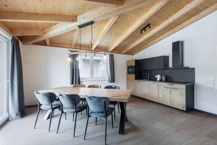 Ferienwohnung für 8 Personen, mit Ausblick und Terrasse, mit Haustier