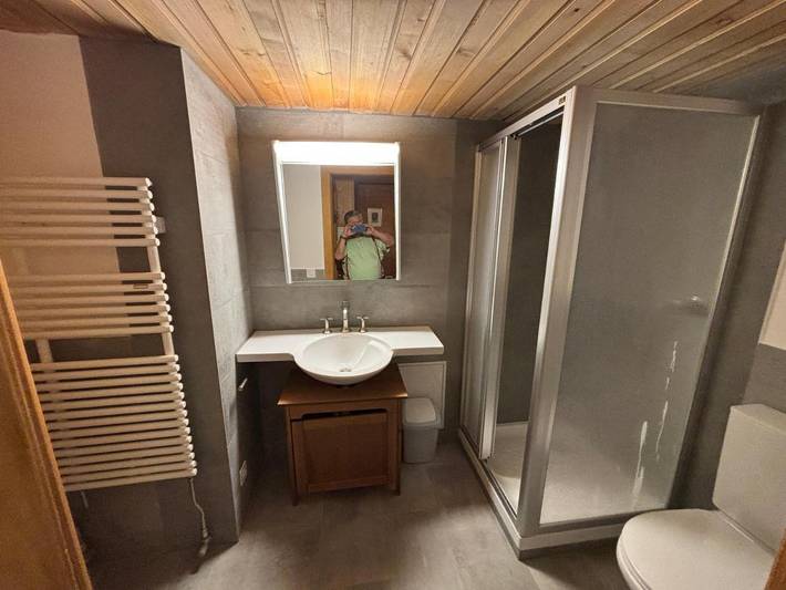 Chalet pour 4 personnes, avec vue et terrasse, animaux acceptés dans Gstaad - 3