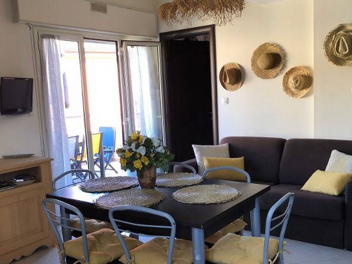 Gîte pour 6 personnes, avec balcon ainsi que piscine et jardin à Belgodère - 2