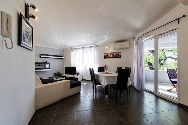 Ferienwohnung für 5 Personen, mit Balkon/Terrasse