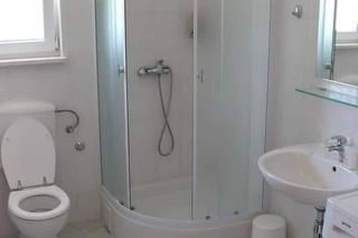 Ganze Wohnung, Ferienwohnung. für 3 Personen in Rogotin, Dubrovnik-Neretva