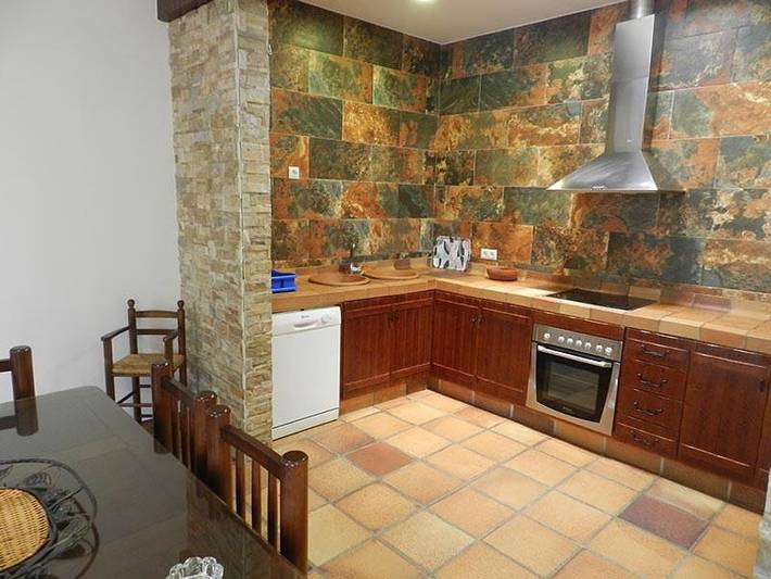 Location de vacances pour 6 personnes, avec jardin et piscine à Zahora - 4