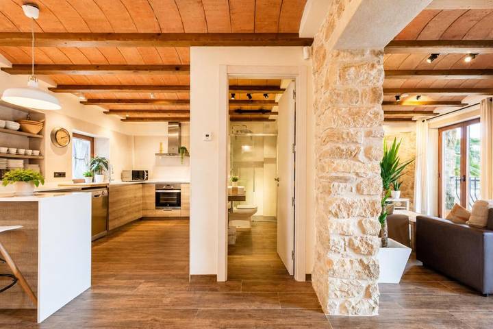 Casa rural para 10 personas, con Balcón y Terraza además de Jardín y Vistas en Conca de Barberà - 4