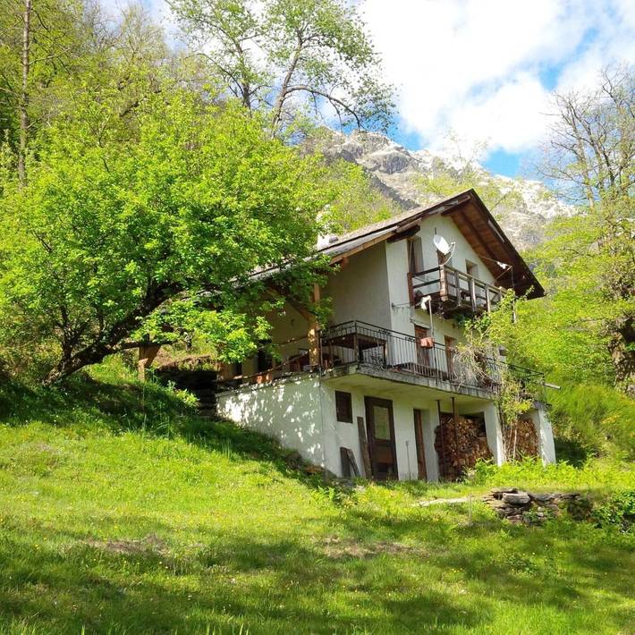 Gîte pour 2 personnes, avec Terrasse ainsi que Jardin et Vue