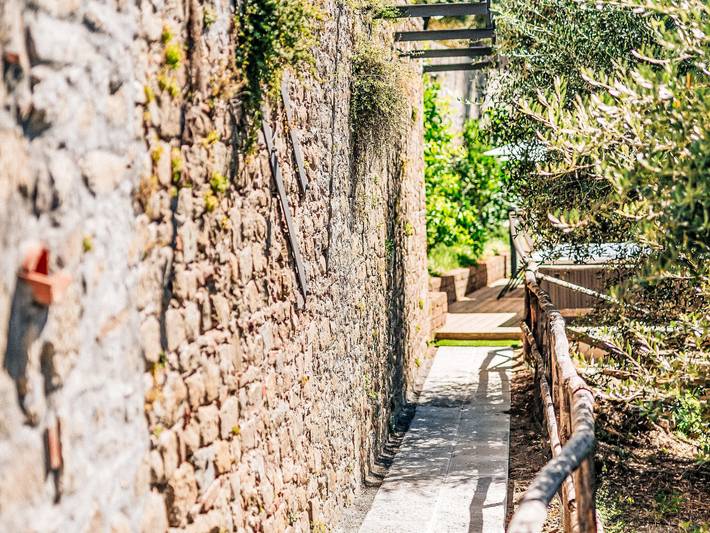 Appartamento intero, Wohnung 'The Grapefruit' mit Whirlpool in Uzzano, Provincia di Pistoia