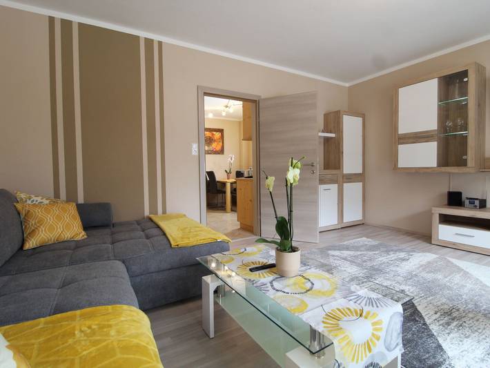 Ferienwohnung für 3 Personen, mit Terrasse und Garten