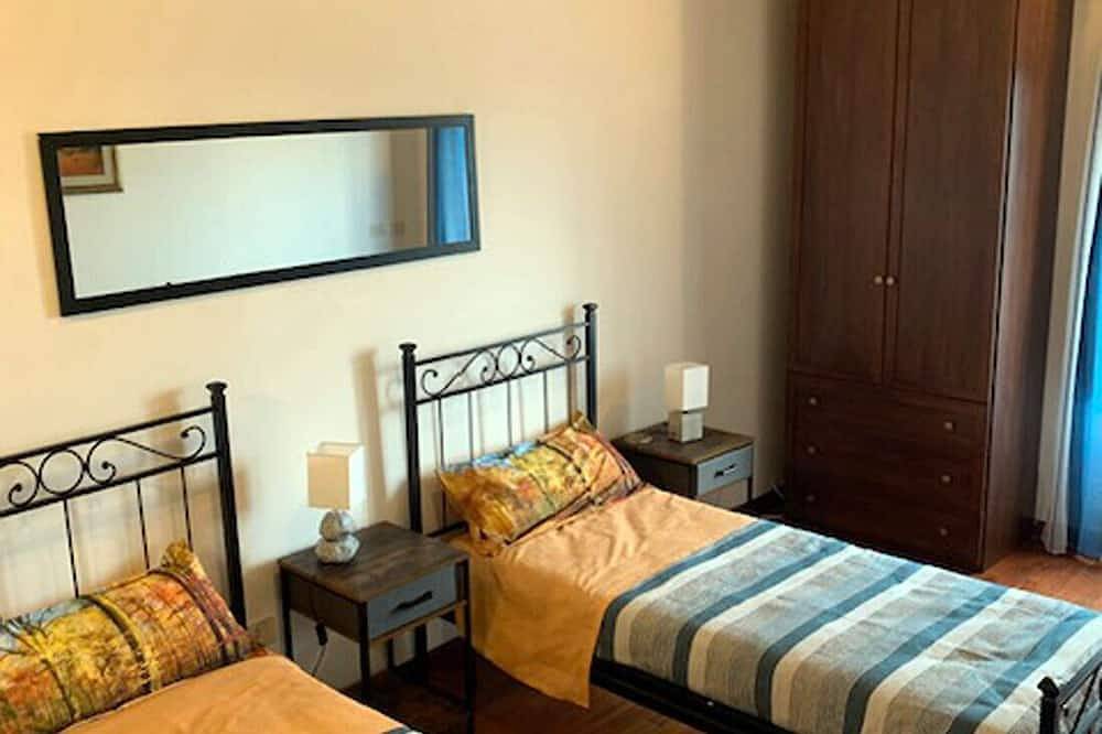 Le decime retreat room n.9 stanza azzurra twin  in Fondachello, Provincia de Catania