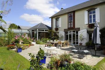 Chambre d’hôte pour 2 personnes, avec jardin et piscine dans l' Aube