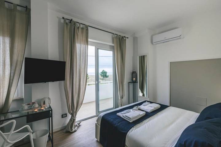 B&b per 2 persone, con Balcone e Idromassaggio nonché Giardino e Piscina a Marina di Vasto