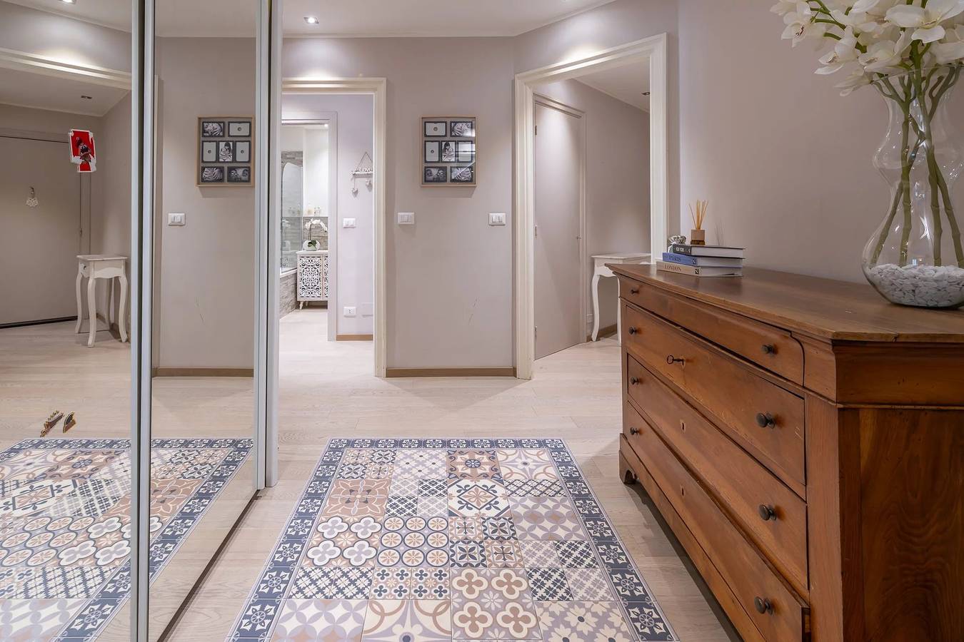 Appartement entier, Duberti in Beaulieu-sur-Mer, Côte méditerranéenne (France)
