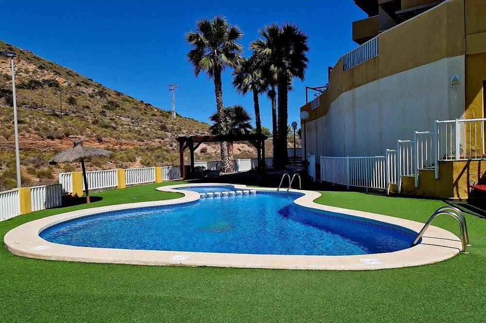 Appartamento intero, Appartamento 'Cabo De Palos' con Vista Mare, Wi-Fi e Aria Condizionata in Mar Menor, Costa Calida