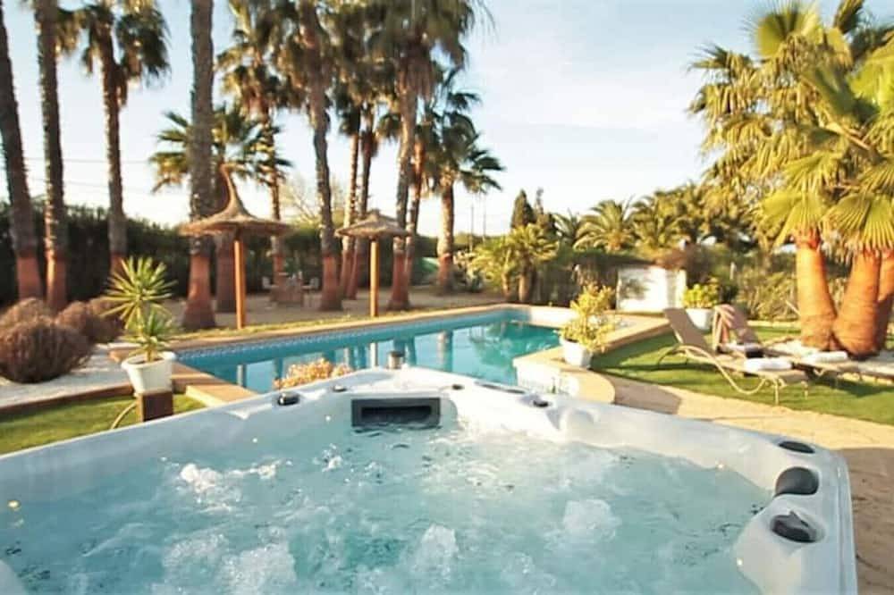 Villa Aladin resort lujo in Palma, Mallorca Westen