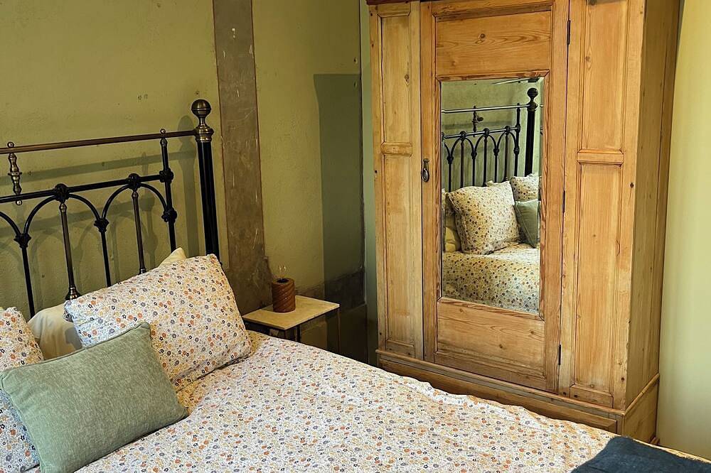 Ganze Wohnung, Lock view, newly renovated apartment on Canal Du Midi, near Carcassonne in Marseillette, Carcassonne und Umgebung