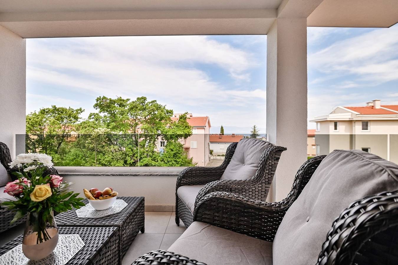 Ganze Wohnung, Modern Apartment Nina mit Meerblick in Zidarici, Krk