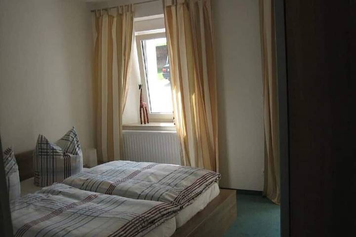 Ferienwohnung für 4 Personen, mit Garten und Terrasse in Gohrisch - 2