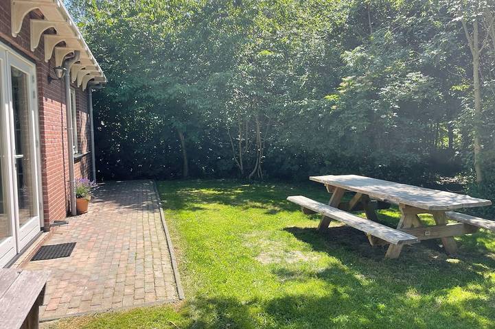 Ferienhaus für 5 Personen, mit Garten und Sauna auf Texel