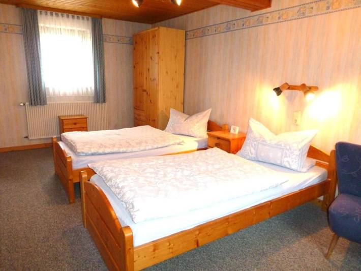 Ferienhaus für 6 Personen, mit Terrasse und Garten sowie Ausblick in Hofbieber - 3