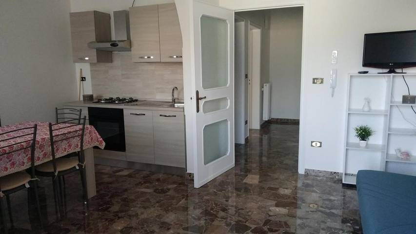 Appartamento per 6 persone, con balcone e panorama in Acquarica del Capo