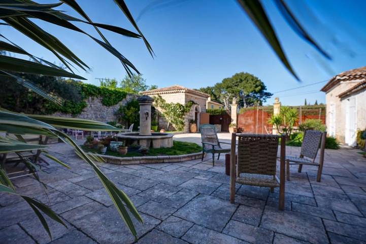 Chambre d’hôte pour 2 personnes, avec sauna et terrasse ainsi que jacuzzi et jardin à Le Castellet - 2
