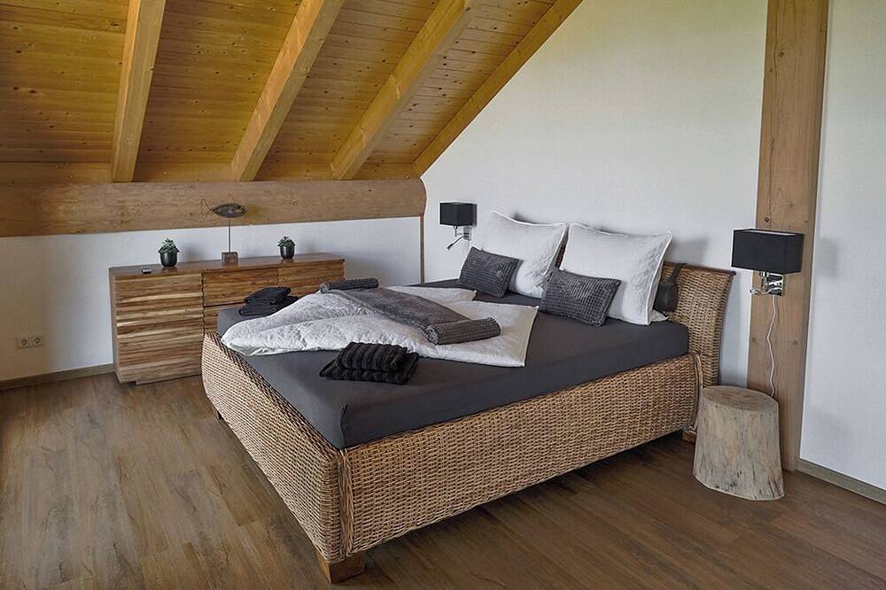 5-Sterne Luxus-Blockhaus im Seeresort Gröbern in Gossa, Muldestausee