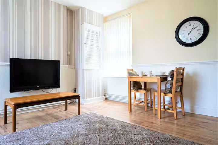 Apartamento vacacional entero, Travellers Economic Stays in Orrell Park in Liverpool, Merseyside