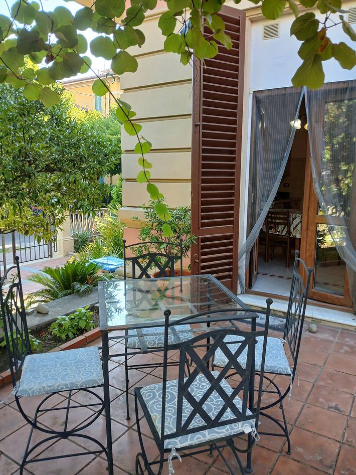 Appartamento intero, Petit Chateau - Camera con uso cucina in Montecatini Terme, Provincia di Pistoia