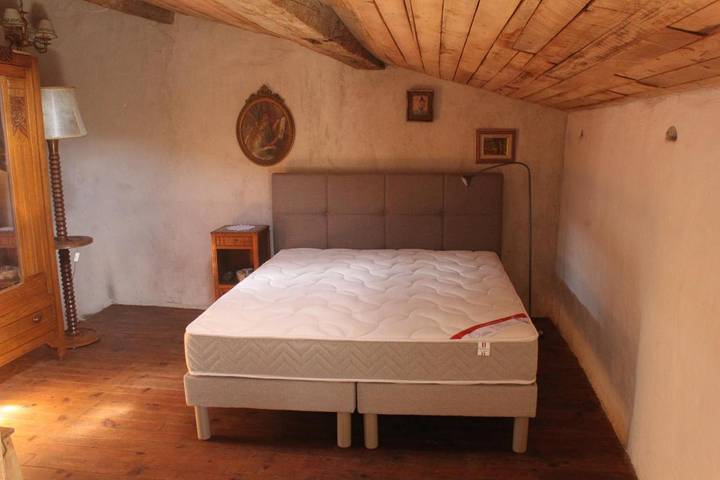 Location de vacances pour 3 personnes, avec jardin et vue à Villalier - 2