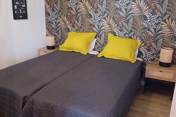 Apartamento entero, Appartement Rénové Tout Confort 67m2 ,centre Village in Marseillan, Costa mediterránea (Francia)