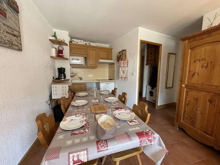 Gîte pour 6 personnes, avec piscine et balcon à Praz-sur-Arly - 2