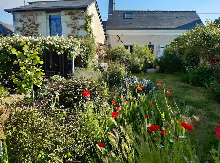 Chambre d’hôte pour 3 personnes, avec jardin dans Brissac-Loire-Aubance