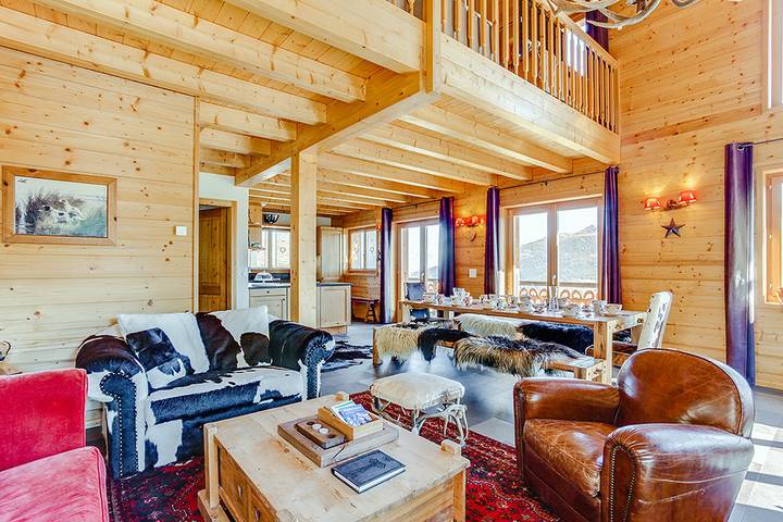 Ferienhaus für 12 Personen, mit Balkon und Whirlpool sowie Terrasse und Sauna in der Schweiz - 4
