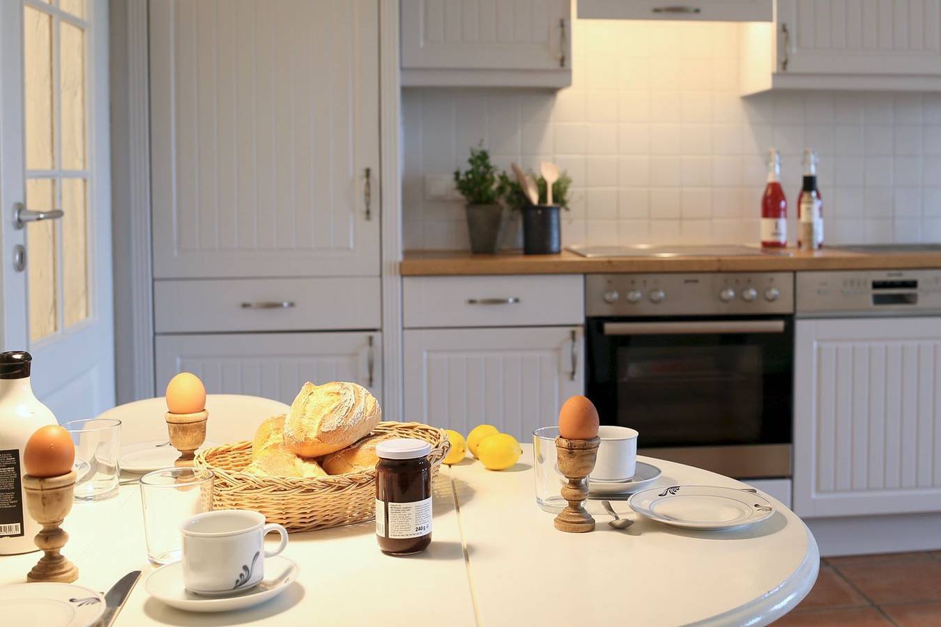 Ganze Wohnung, Stilvolle 4-Sterne-Ferienwohnung "Südfall" im Bauernhausgiebel in Reußenköge, Nordseeküste