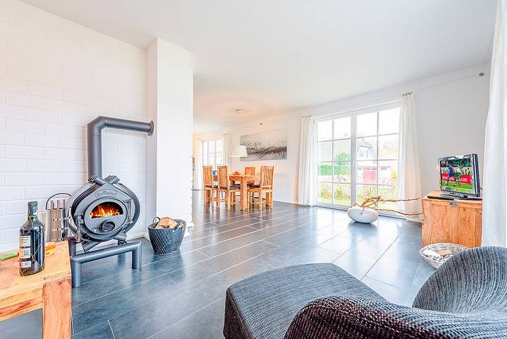 Ferienhaus für 6 Personen, mit Terrasse und Garten in Koserow - 2