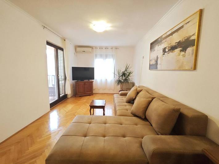 Gîte pour 6 personnes, avec vue et balcon à Budva - 2