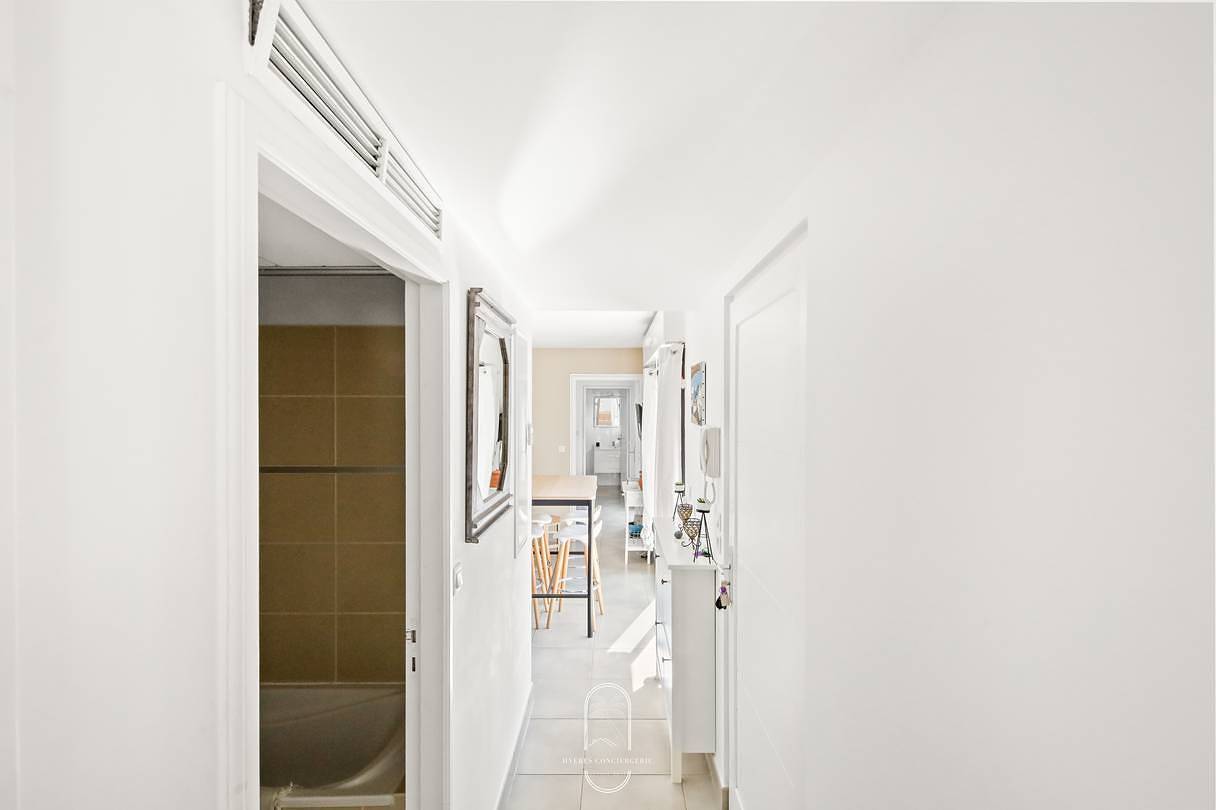 Apartamento vacacional entero, Maisonnette Saona vue-mer plages 800m Wifi/Clim/Pk in Carqueiranne, Region de Toulon