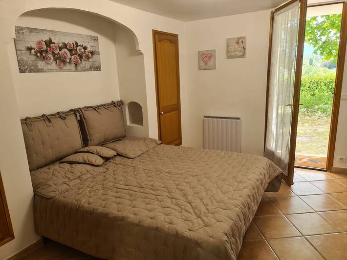 Ferienwohnung für 2 Personen, mit Whirlpool und Garten - 1